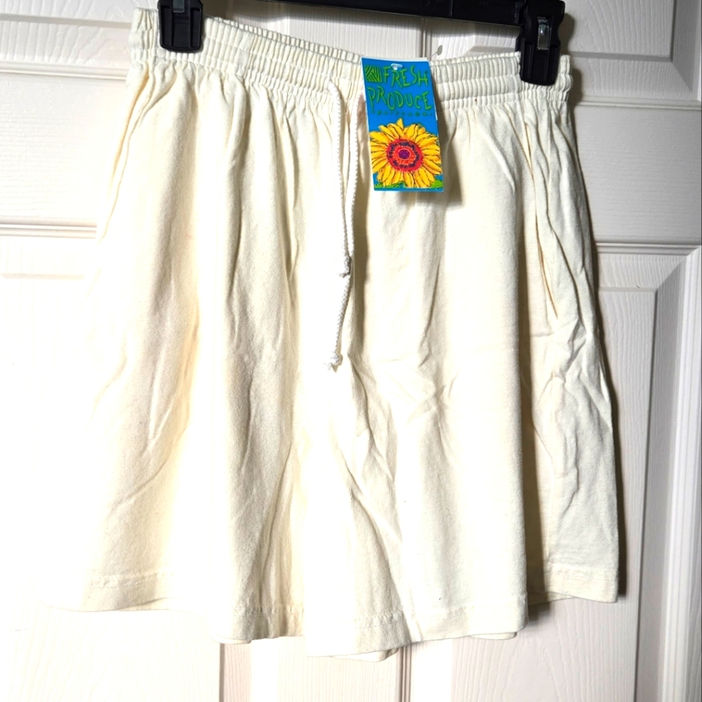 NWT NEW FRESH PRODUCE  Classic Jersey Shorts In CREAM  Medium M